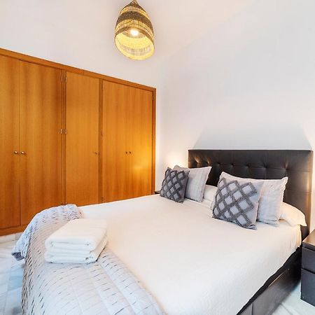 Alohamundi Velarde II Apartment Sevilla Bagian luar foto